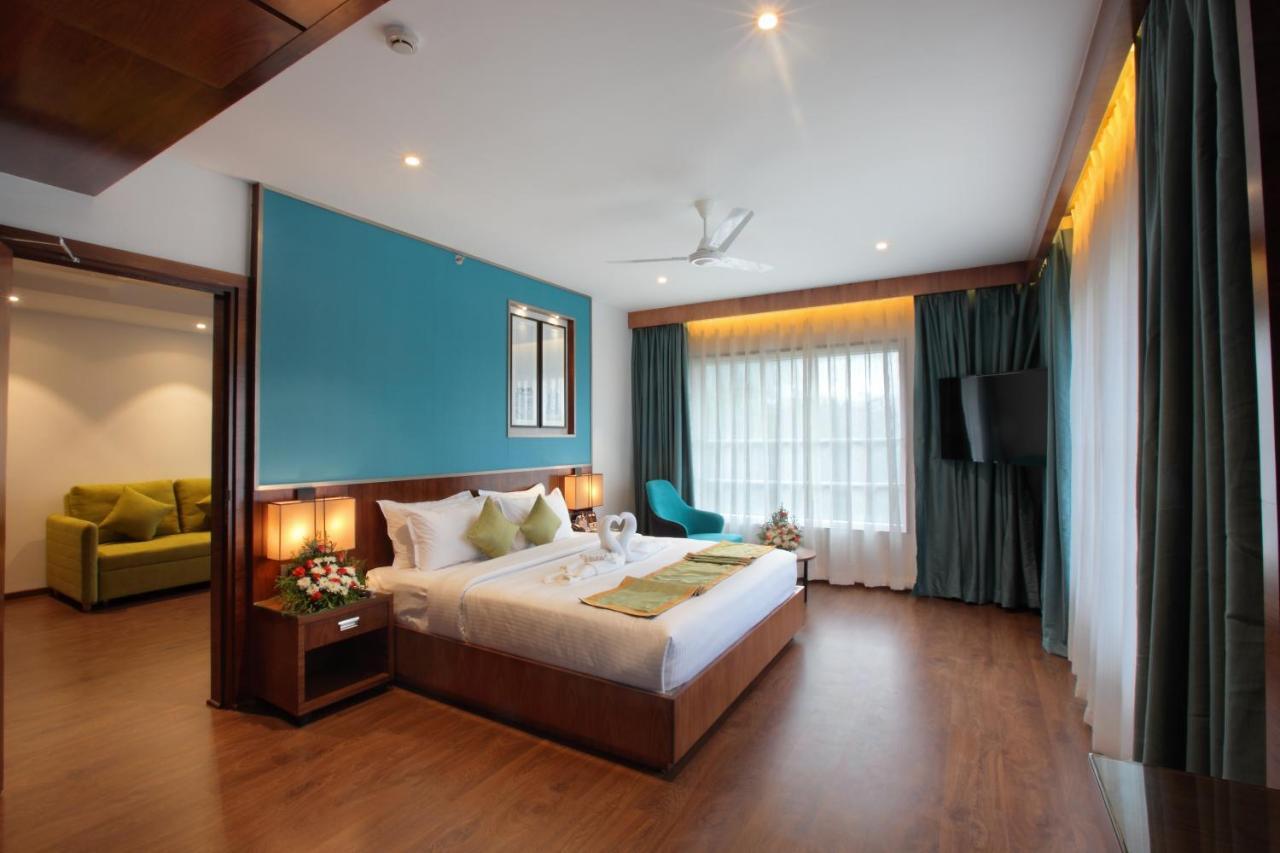 Hotel Ceasar Palace Thodupuzha المظهر الخارجي الصورة